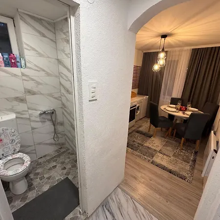 A&e Old Town Apartment *